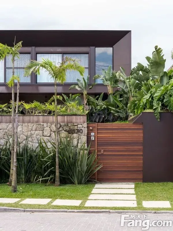 2018年又一批新的《最美围墙》,给大家欣赏!