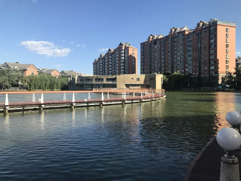 视频看房:生态宜居社区蓝水园 大面积改善置业首选