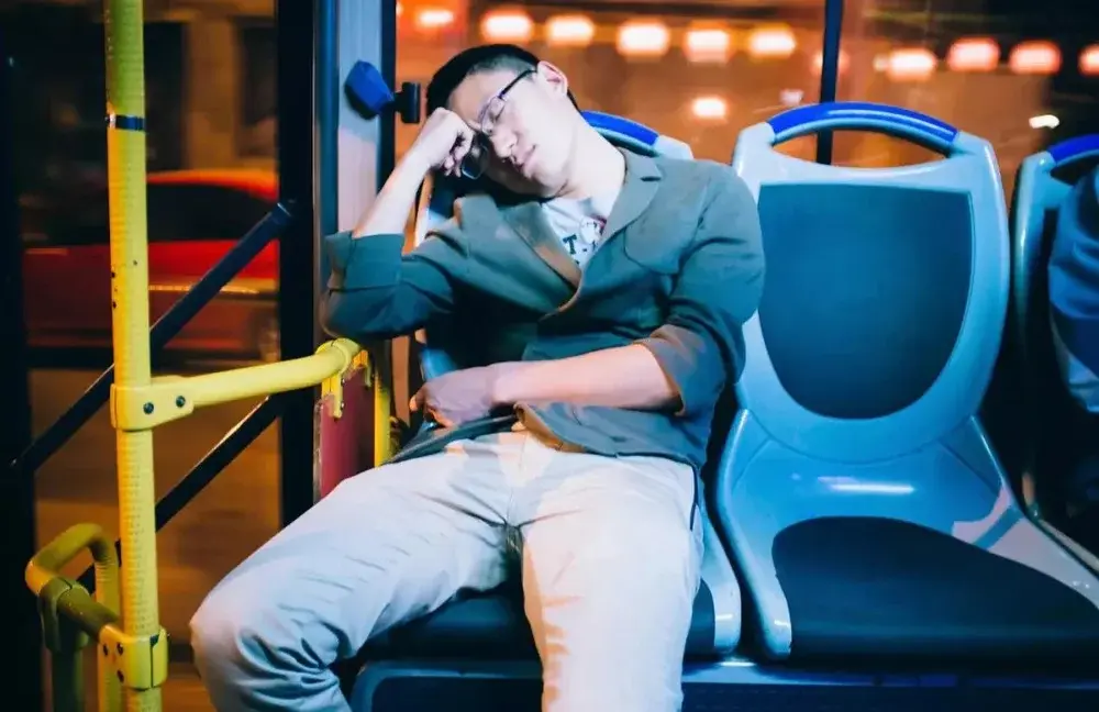 挤堵赶忙焦虑都市人的苦谁来拯救