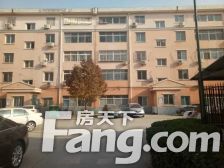 此房位于政法大街,繁华地段,板楼公摊少。