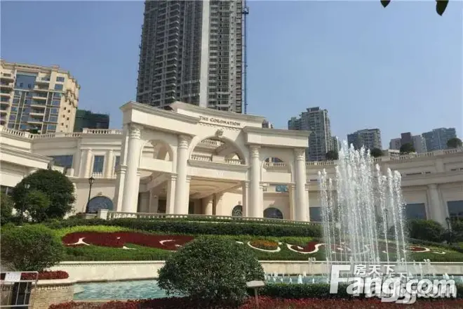 恒大御龙天峰实景图
