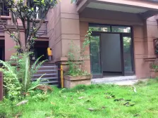 光环商圈精装底跃端户洋房,花园200平 3+2层 带双车位