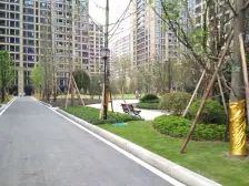 下叠 端户带前后侧花园 100平米 带地下室 跃层安静