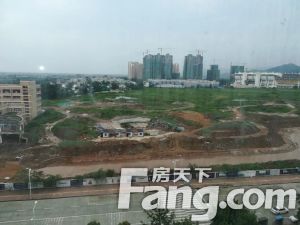 足球村 1室0厅 东南