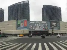 天虹品上公寓,保养很好,可以拎包即住,楼下天虹商业,环境很好