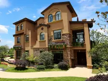 高楼层视野好 刚需小三居 商品房 车位充足 带电梯 满五