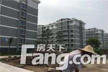 千叶花园城多层五楼有大车库22平毛坯看好可谈