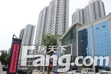 永恒华府三室两厅大阳台好楼层河景房价格可谈