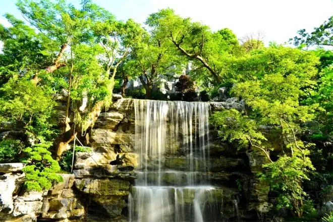 恒荣城市溪谷实景图