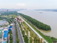 明珠湾自贸区精装修房子,环境舒适适合办公。