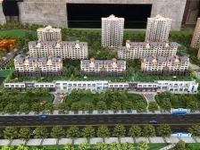 滨江小高,楼间距宽,宜居长江,环境安静,空气清新