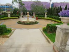 波尔多电梯叠拼别墅,小区环境好,法式建筑,电梯入户