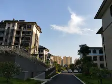 伟梦东方院 4室2厅 南 北