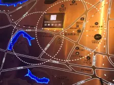 万科翡翠下跃产品,带个60平左右园,可种菜,可娱乐