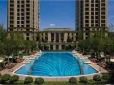 此房户型方正采光一天到晚看房方便。