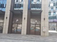 一共是3套连号打通了,目前是打通了精装做的办公室