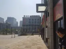 3号线学堂湾轻轨站100米住家精装近万达近商街