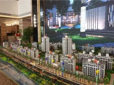 恒大江湾业主急卖复试楼精装4房2卫,户型方正通透