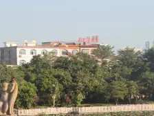 峰景台三房二厅二卫129.65平