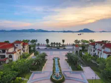 碧海云天独栋别墅上下共五层双车位 大大庭院业主诚售