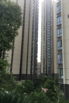 清江·尚玲珑实景图