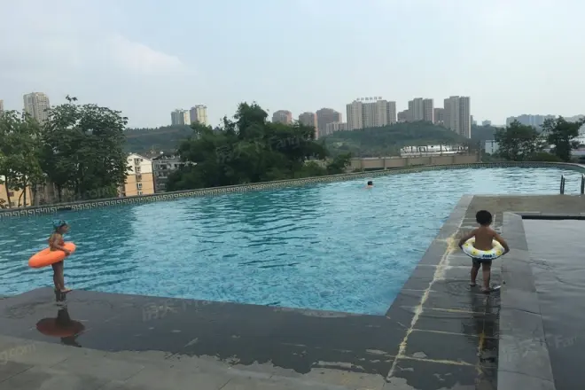 清江·尚玲珑实景图
