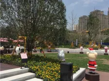 正规四室两厅,端头户型方正采光好,朝中庭 安静