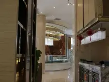 万润广场 4室2厅 南 北