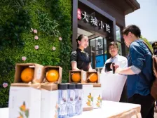 视野宽阔+采光充足+配套设施齐全+交通便利+商品房小区