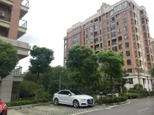 临港主城,品质小区清水毛坯,业主诚售。户型好环境好