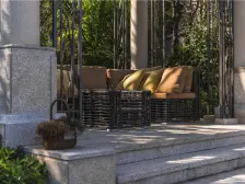 业主诚心出售,精装修,朝向安静,户型方正,近地铁