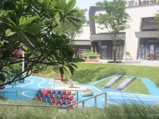 万科大品牌,联排别墅,可以加装电梯,双车位