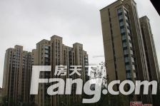 出行方便,户型方正,三联供小区,带产权车位