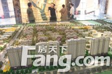 紫荆城联排别墅带露台带负一层