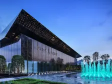 江北嘴北滨二路,全玻璃幕墙品质小区,清水顶跃