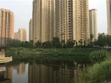 宝科装修五房,可专门作为出租房,业主诚心出售!