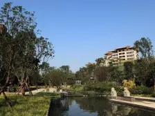 石马河 万科江上明月四房220万