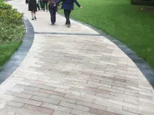 华岩新城 和泓四季A区四房109万