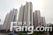 业主诚心出售,低楼层精装修带储藏室,房本满二。