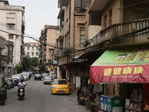象山路住宅楼实景图