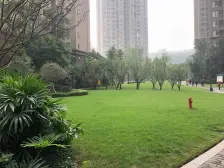 次新,封闭式小区,出行便捷,购物方便,动物园,商圈