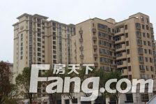 地铁口物业万科精装小三房,房子无欠款,交易流程快