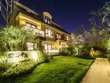 新城上坤樾山半岛 3室2厅2卫 南