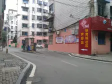 莲塘体育馆小区 南北通透,采光好 装修好,环镜优美 中间楼层