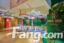 南北对流正规四房 视野开阔 装修保养好 12平方大阳台