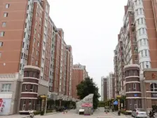 壹品蓝湾精装复式,中式装修古朴典雅,配套设施齐