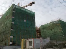 底复!带地下室、花园、车位。地下室120平方精装修!