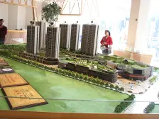 鼎峰次新房 4房户型 南北通透