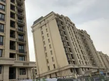 金融岛旁 通透四室 小高层 全款房