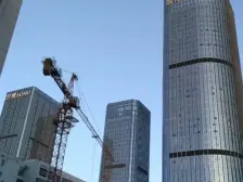 七里河地铁口,地段好,办公方便,楼层好